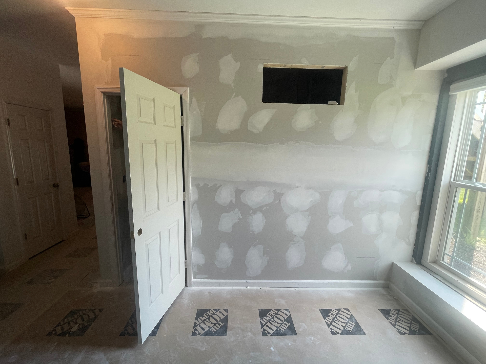 Drywall hung - bathroom entry view - Cleveland, TN