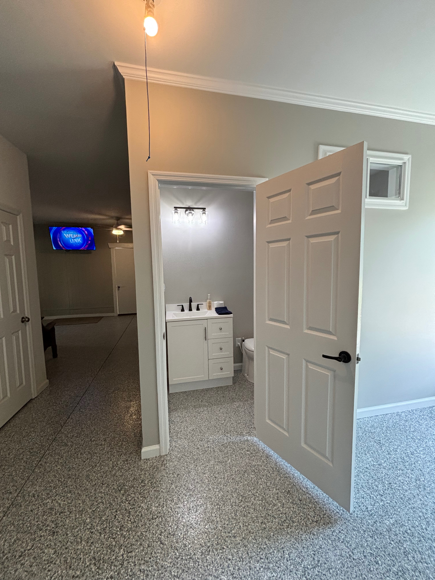 Shower tile - wall surround complete - Cleveland, TN